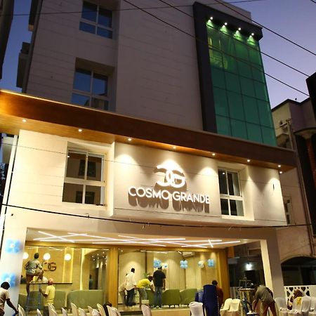 ホテル Cosmo Grande チェンナイ エクステリア 写真